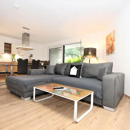 Appartement Rofan 227 *